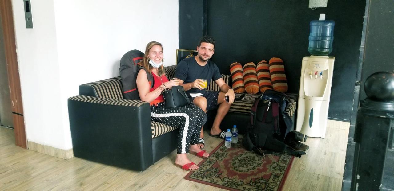 Kings Gate Airport Transit Hotel Katunayaka Dış mekan fotoğraf