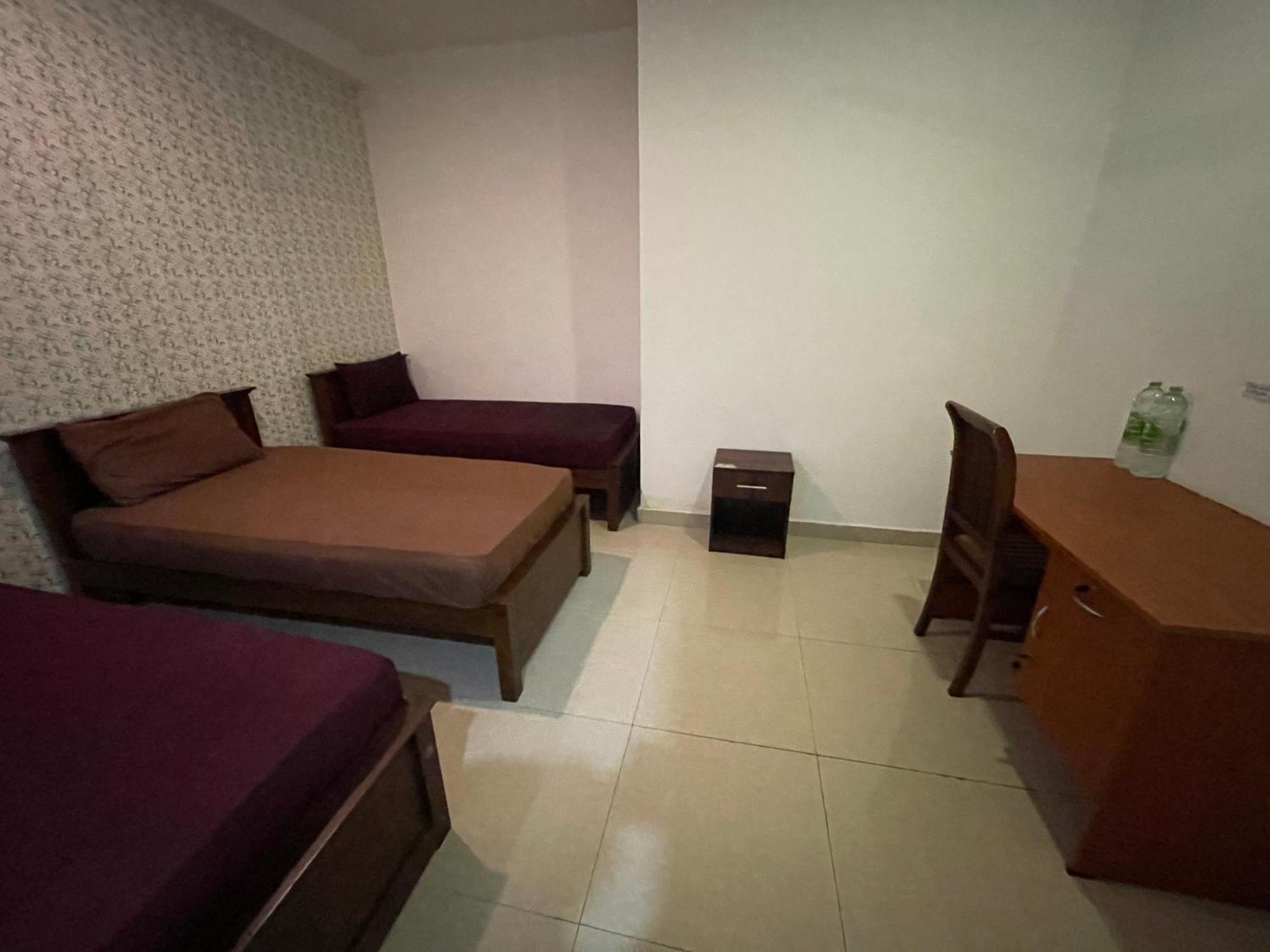 Kings Gate Airport Transit Hotel Katunayaka Dış mekan fotoğraf